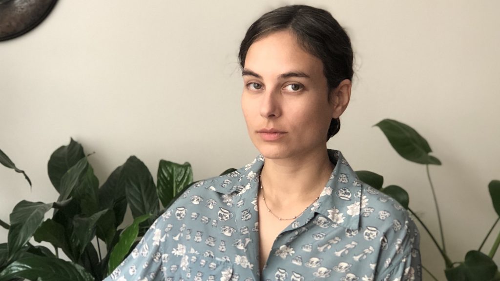 Jinsiy aloqaning chekkasi biz bilan otirdi